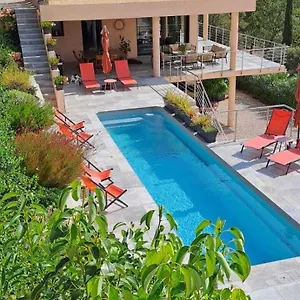  Bed & Breakfast Les Hauts Du Peireguier